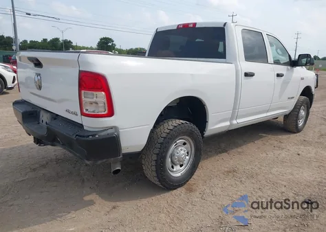 2022 Ram 2500 Tradesman 4X4 6'4 Box z USA, uszkodzony, nr VIN 3C6UR5CJ6NG130982